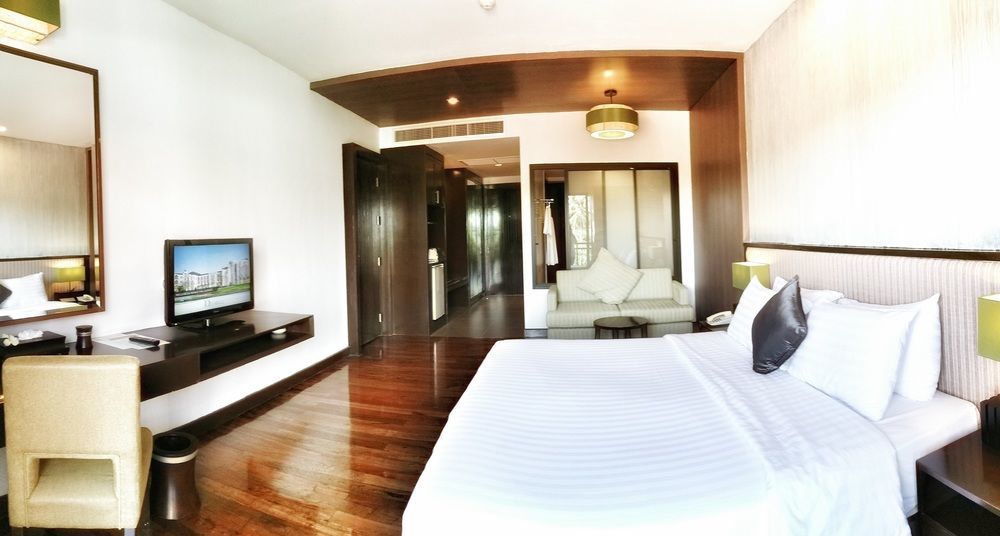 D Varee Mai Khao Beach Luaran gambar